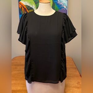 Metrio short sleeved black ruffle blouse.
100% polyester. Size Small. NWT.🖤🖤🖤